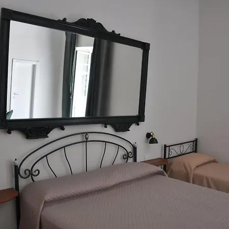 Asmundo Palace Suites & Spa-3